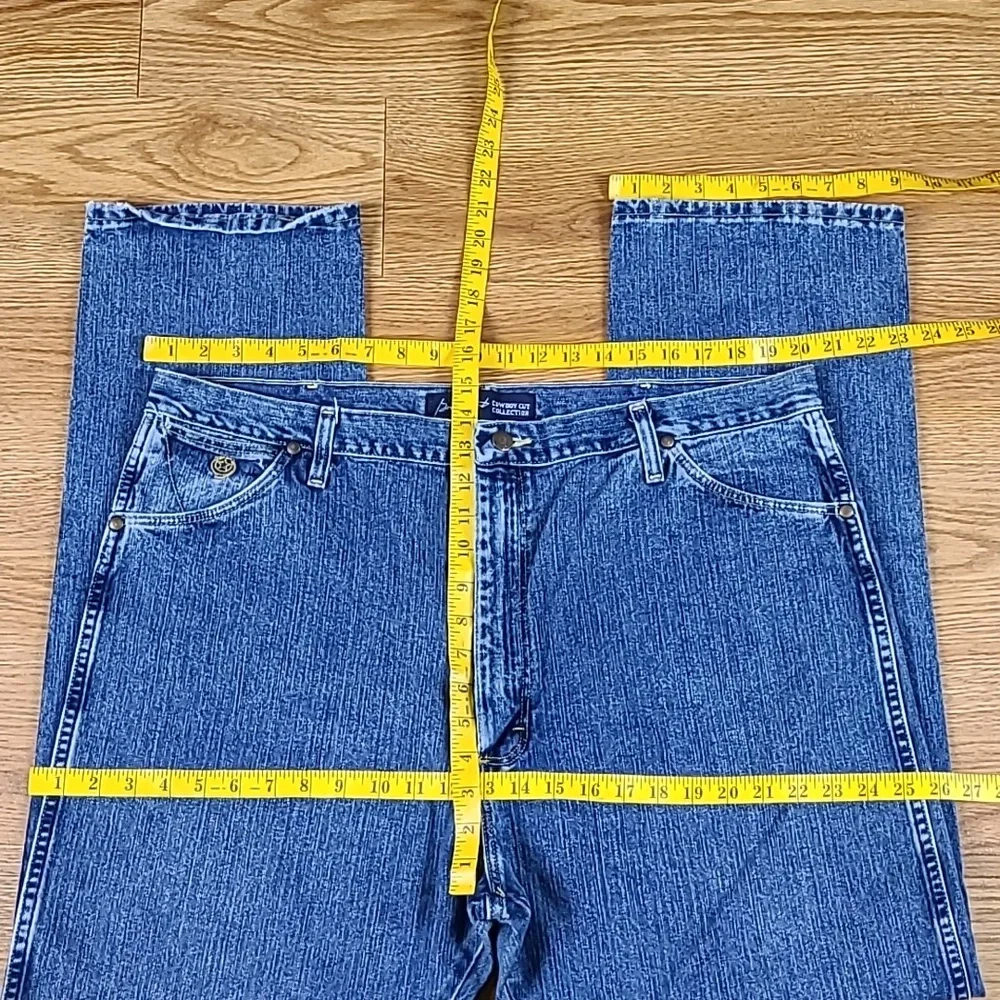 WRANGLER GORGE STRAIGHT VINTAGE COWBOY CUT MEN'S DISTRESSED BLUE JEAN 42x30